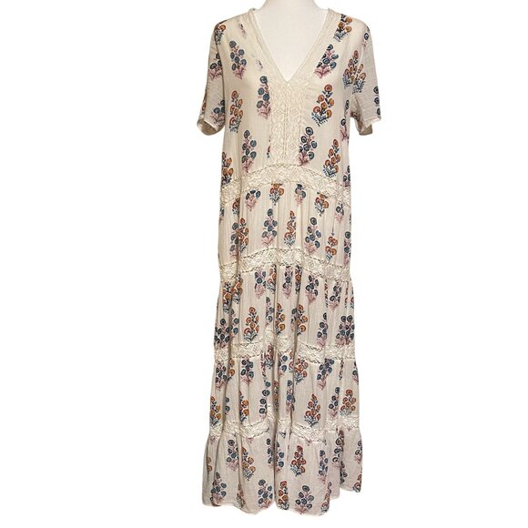 Pink Chicken Dresses & Skirts - Pink Chicken Floral Maxi Dress Size Medium